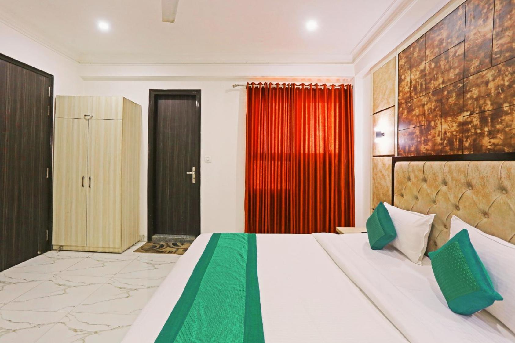 Hotel Almora Inn - Near By Delhi International Airport - With Free Airport Pickup And Drop Nové Dillí Exteriér fotografie
