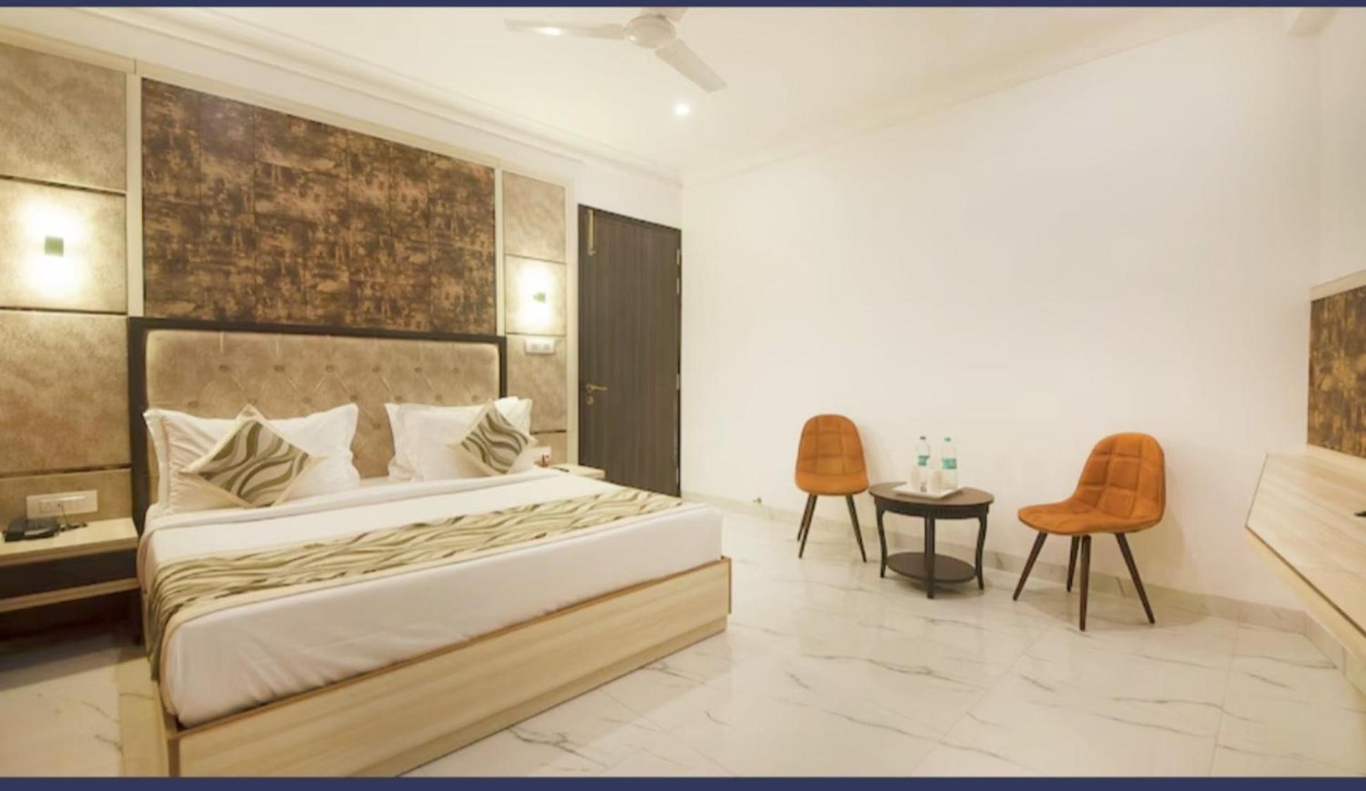 Hotel Almora Inn - Near By Delhi International Airport - With Free Airport Pickup And Drop Nové Dillí Exteriér fotografie