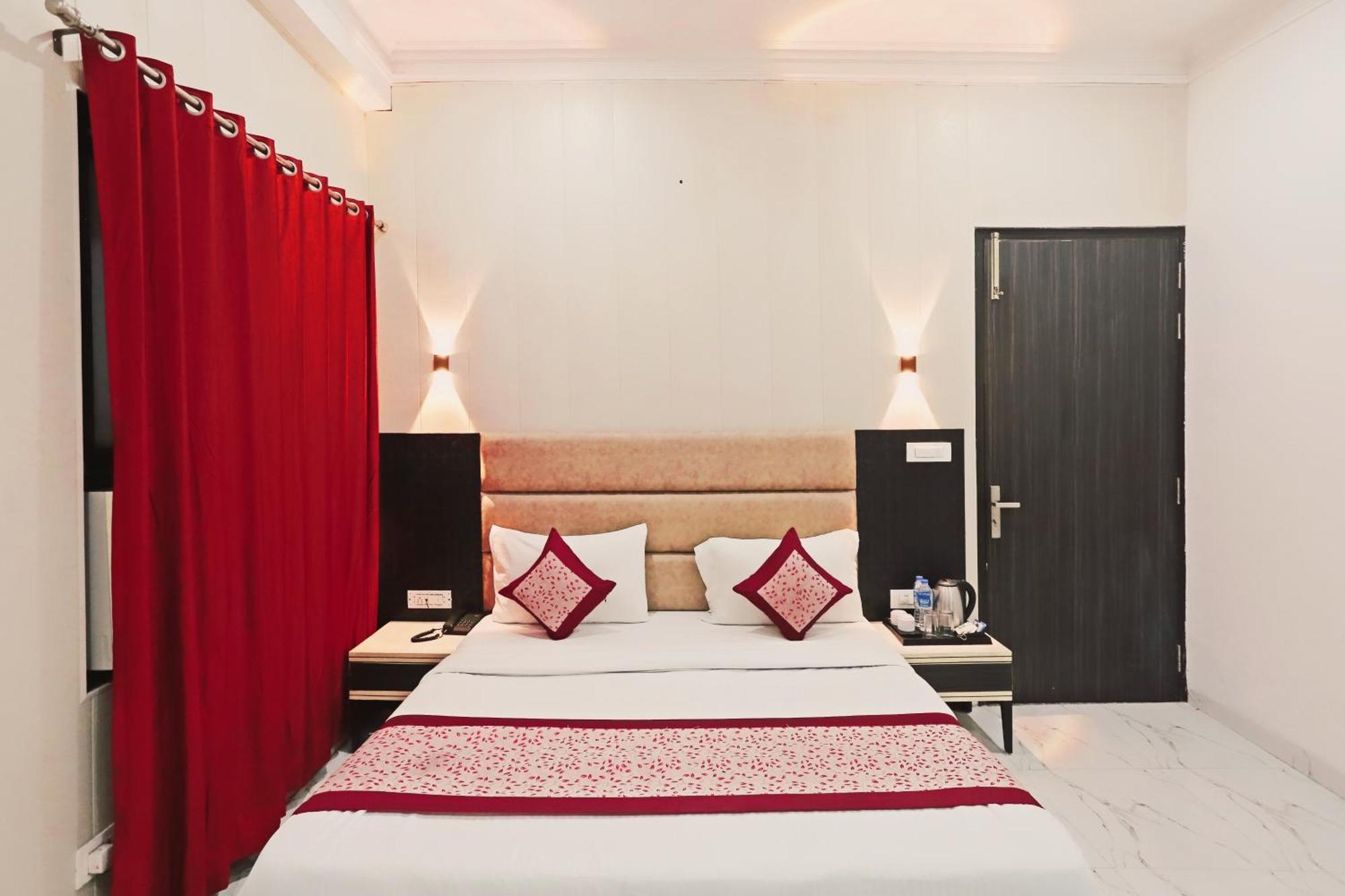 Hotel Almora Inn - Near By Delhi International Airport - With Free Airport Pickup And Drop Nové Dillí Exteriér fotografie
