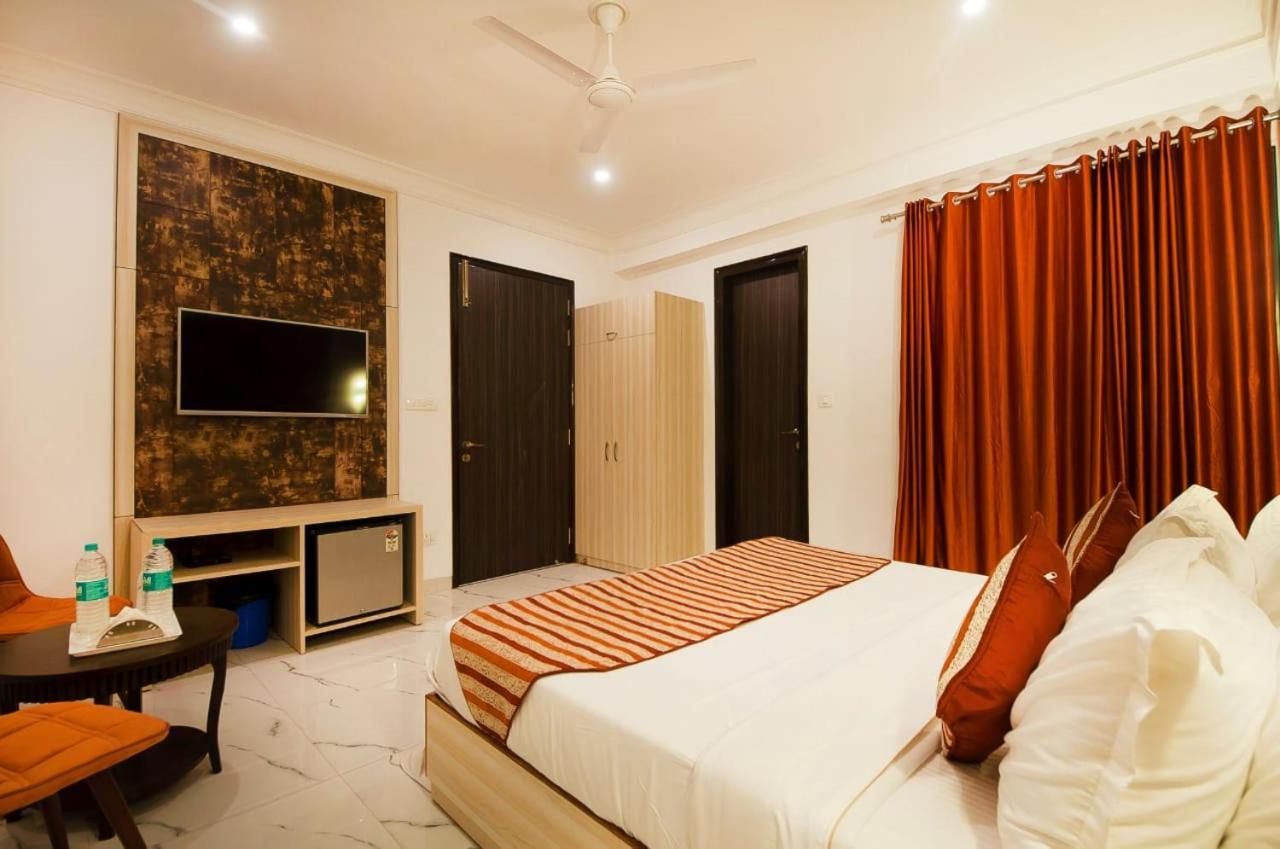 Hotel Almora Inn - Near By Delhi International Airport - With Free Airport Pickup And Drop Nové Dillí Exteriér fotografie