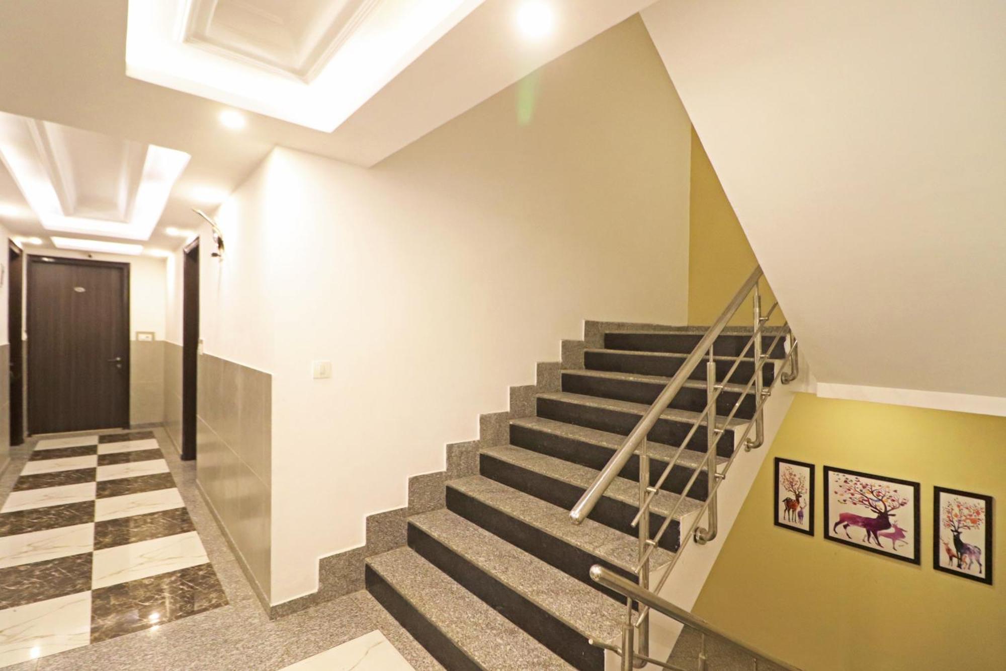 Hotel Almora Inn - Near By Delhi International Airport - With Free Airport Pickup And Drop Nové Dillí Exteriér fotografie