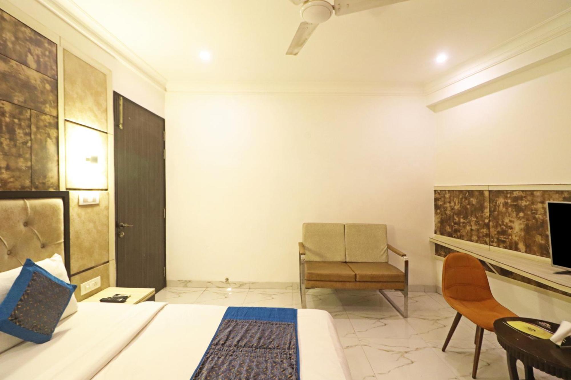 Hotel Almora Inn - Near By Delhi International Airport - With Free Airport Pickup And Drop Nové Dillí Exteriér fotografie