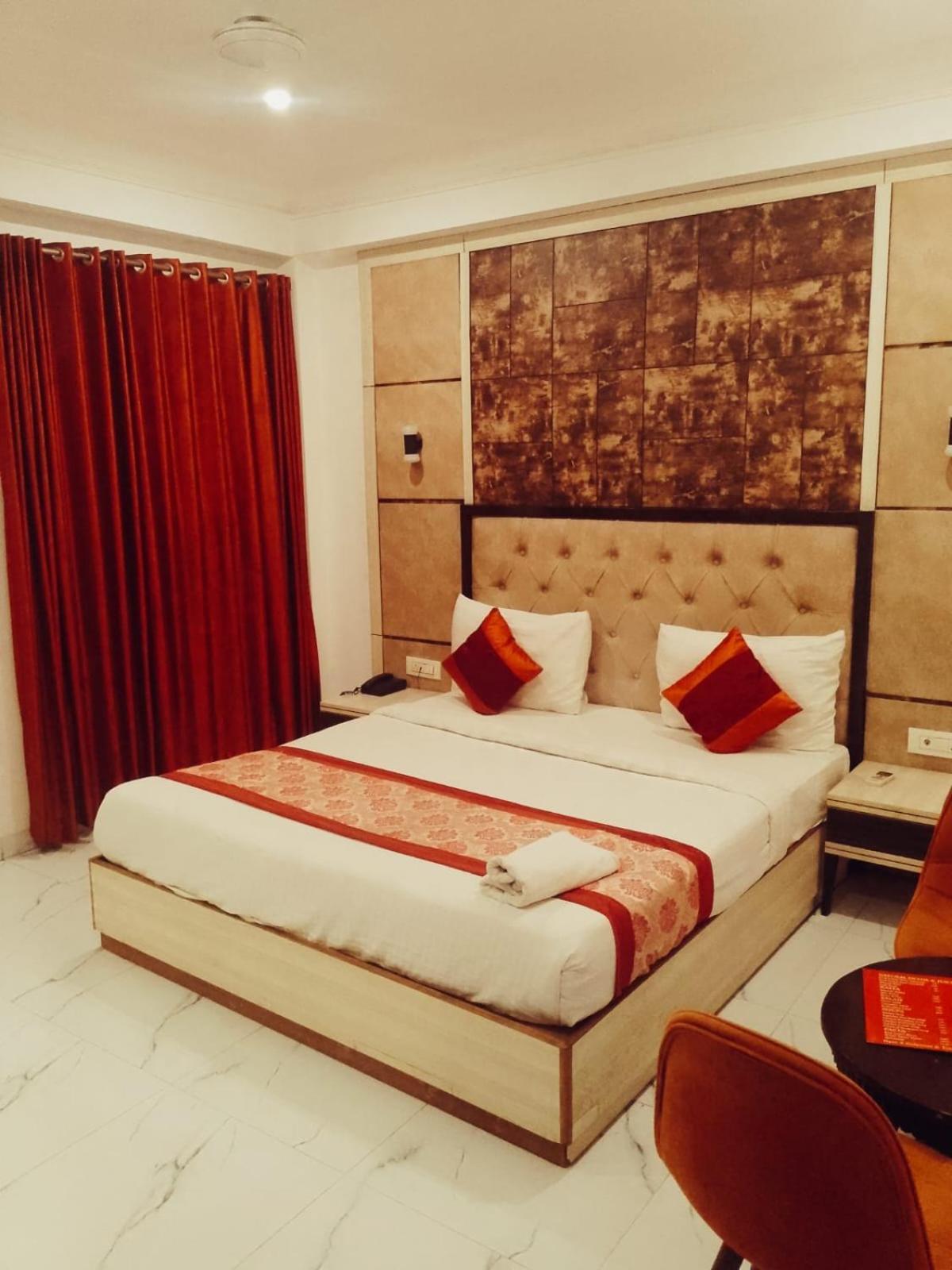 Hotel Almora Inn - Near By Delhi International Airport - With Free Airport Pickup And Drop Nové Dillí Exteriér fotografie